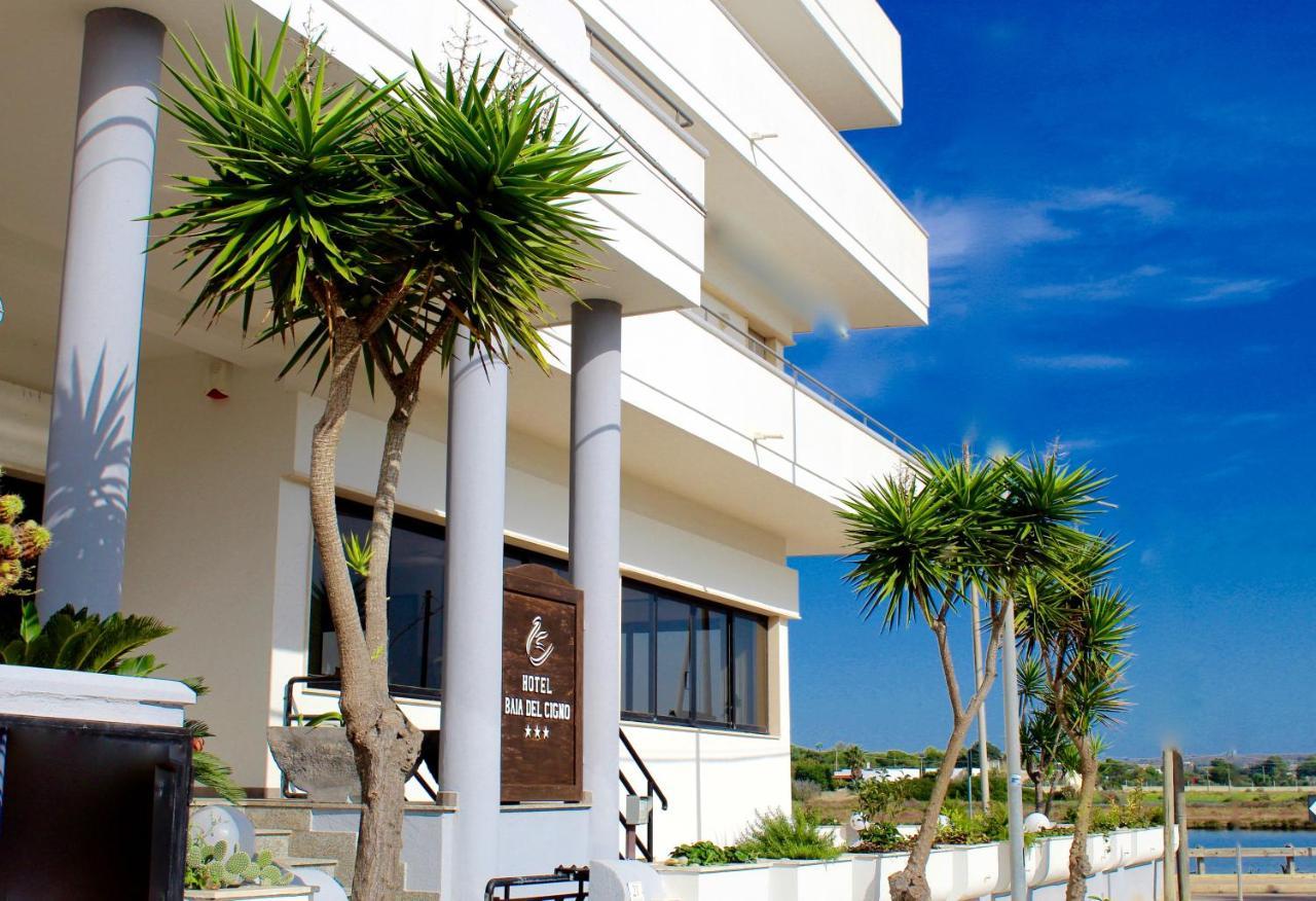 Hotel Baia Del Cigno Torre San Giovanni Ugento Eksteriør bilde
