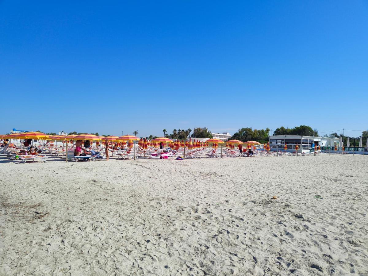 Hotel Baia Del Cigno Torre San Giovanni Ugento Eksteriør bilde