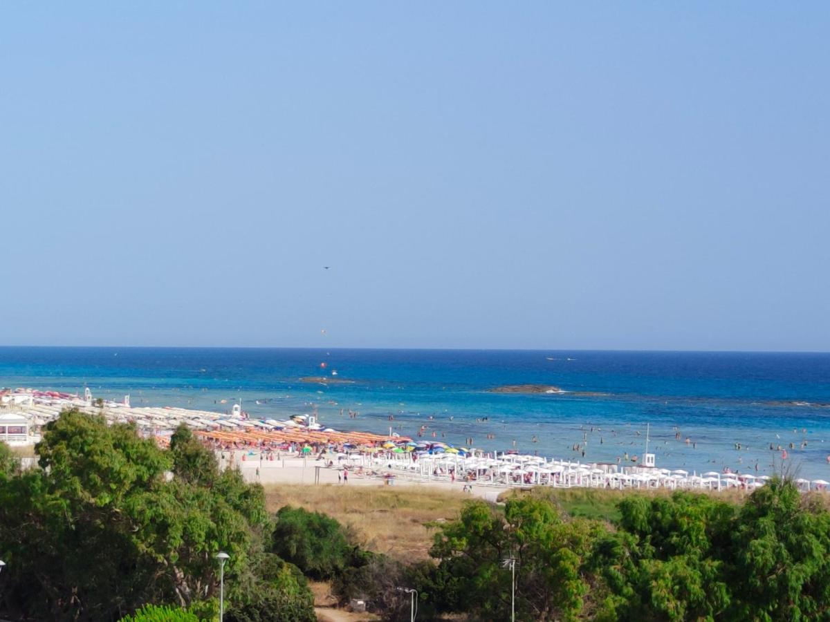 Hotel Baia Del Cigno Torre San Giovanni Ugento Eksteriør bilde